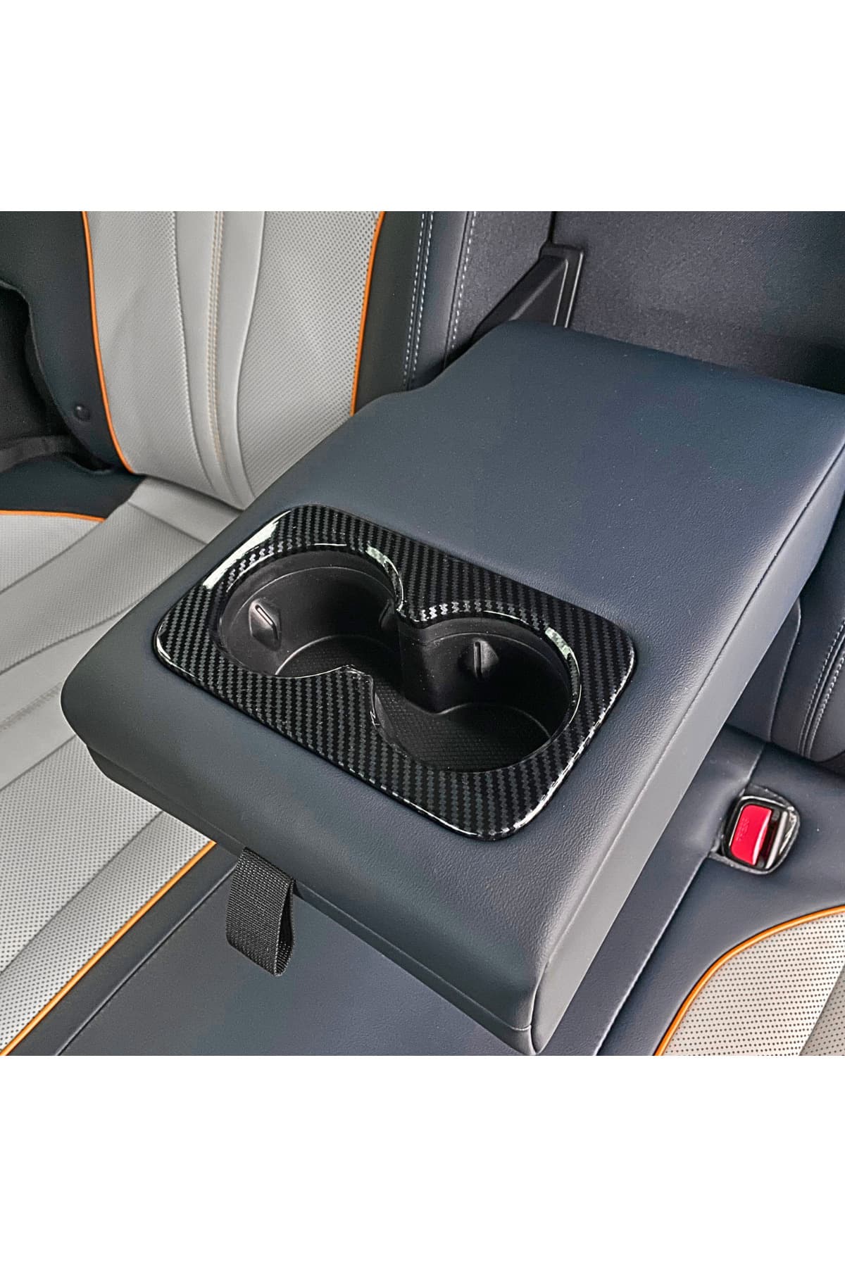 BYD SEAL U DM-İ/EV Abs Karbon Fiber Görünüm Arka Kol Dayama Bardaklık Trim